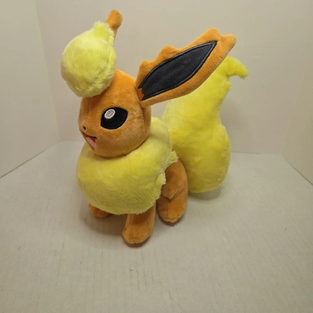 Pokémon Plush - Flareon JAZWARES Small plush
